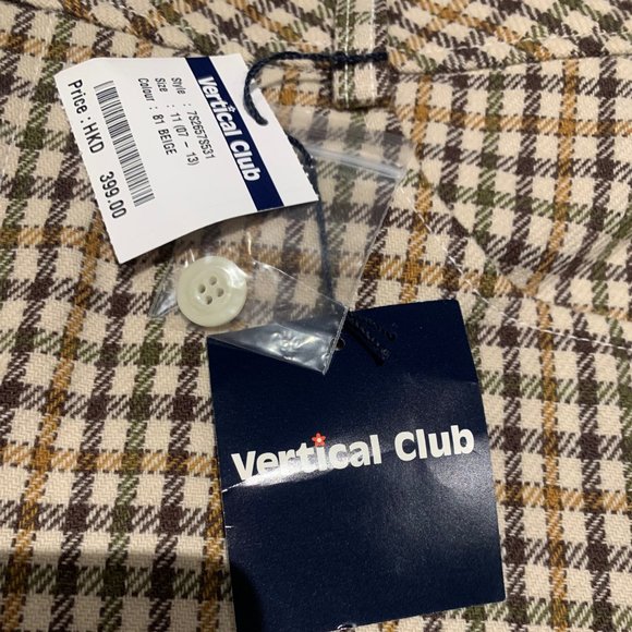 NEW Short - Picture 4 of 6